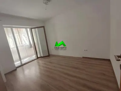 Apartament de vanzare 2 camere Sibiu Calea Cisnadiei - foto 2
