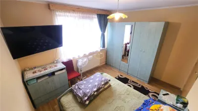 VIDEO | Etaj II | Apartament decomandat cu 2 camere in Livada - foto 9