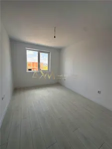 Vanzare apartament 2 camere - foto 13