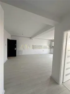 Vanzare apartament 2 camere - foto 6