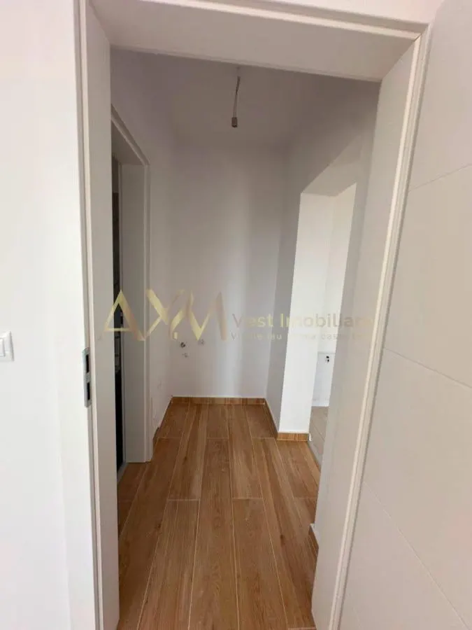 Vanzare apartament 2 camere - foto 13