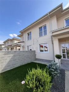 DUPLEX SPATIOS, MOSNITA NOUA, 4 CAMERE. - Mosnita Noua