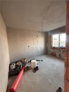 DUPLEX SPATIOS, MOSNITA NOUA, 4 CAMERE. - foto 17