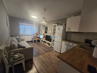 Apartament cu doua camere Str Teiului Fagaras - foto 9
