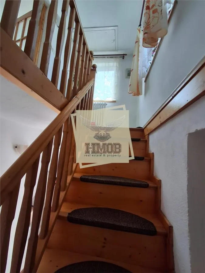 Apartament la casa 78 mpu pivnita| curte si parcare zona Sub-Arini - foto 14