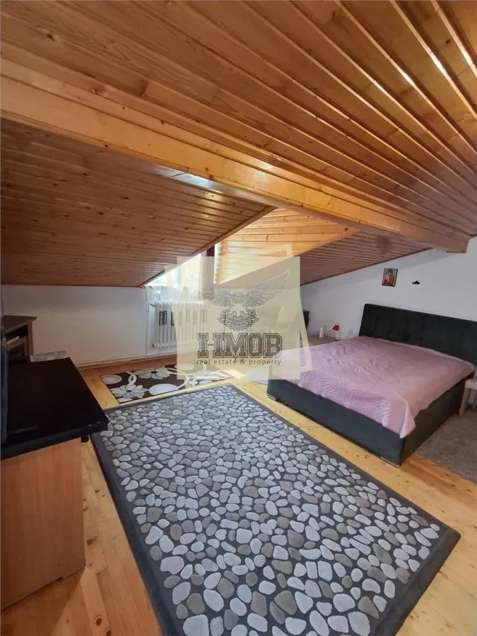 Apartament la casa 78 mpu pivnita| curte si parcare zona Sub-Arini - foto 5
