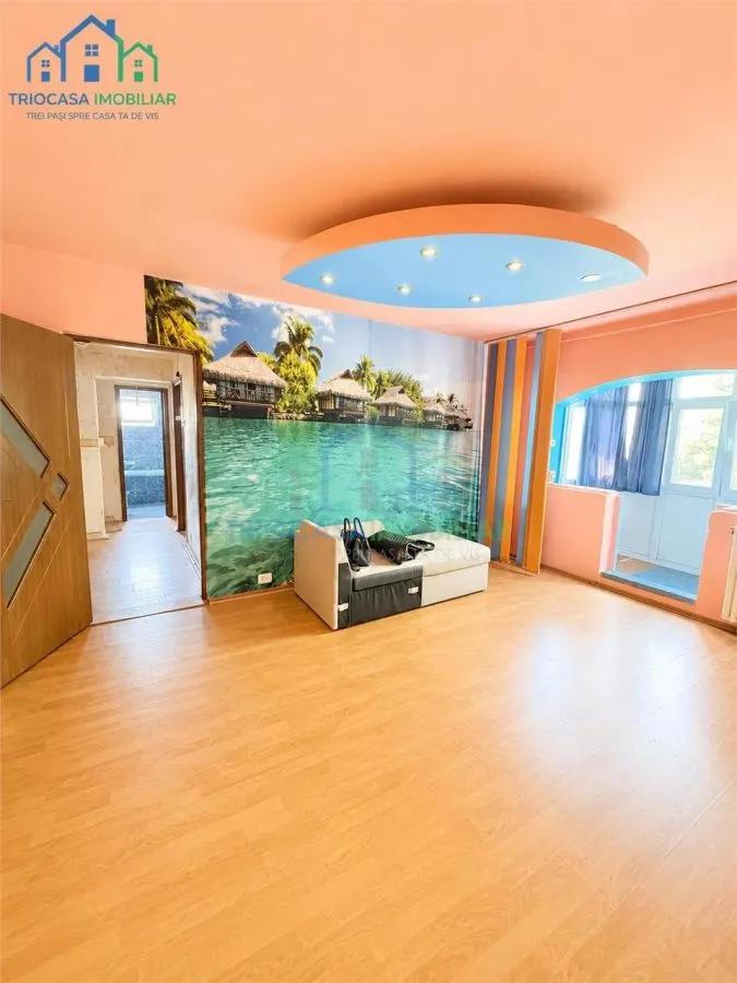 Apartament 3 camere Rovine - foto 1
