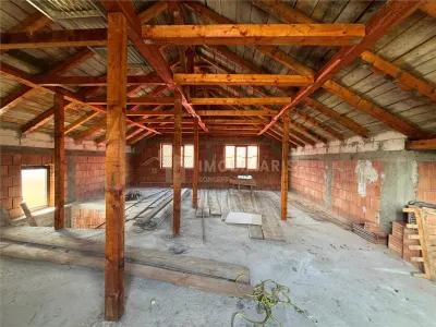 Casa la rosu  P+M-Tautii Magheraus - foto 11