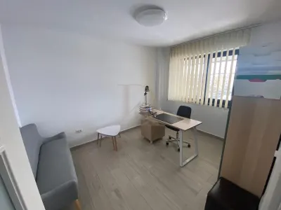 Apartament 2 camere  Copou Bloc nou Vedere superba langa  Parc - foto 9