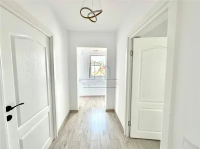 Inchiriere apartament 3 camere Ploiesti, zona Ultracentrala - foto 20