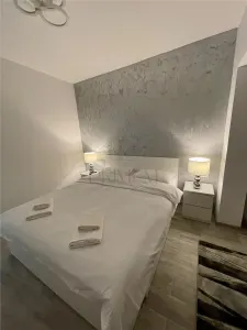 Gheorghe Lazar - 2 Camere - Etaj 1 - Centrala Proprie - foto 6