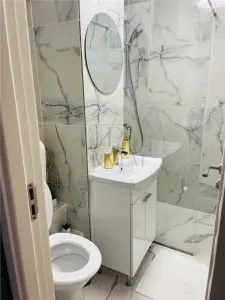 Gheorghe Lazar - 2 Camere - Etaj 1 - Centrala Proprie - foto 9