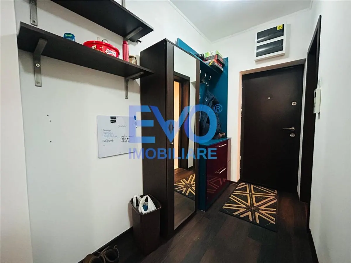 GARSONIERA DE VANZARE, CENTRU - foto 5