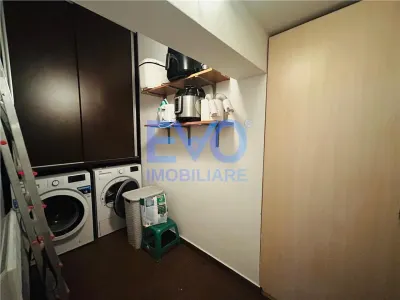 GARSONIERA DE VANZARE, CENTRU - foto 9