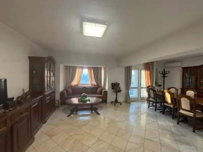 Inchiriere spatiu pentru birou | Piata Alba Iulia | MOBILAT BIROU |  vedere fata | - Bucuresti