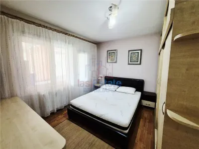 Apartament cu 3 camere in Podu Ros - foto 3