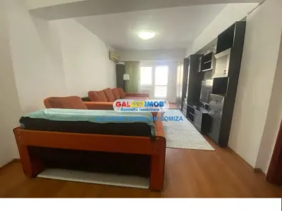 Apartament 4 camere decomandat Unirii/2bai/3balcoane/mobilat/utilat - foto 2