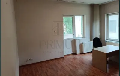 Spatiu birouri 3 camere - Ultracentral - foto 3