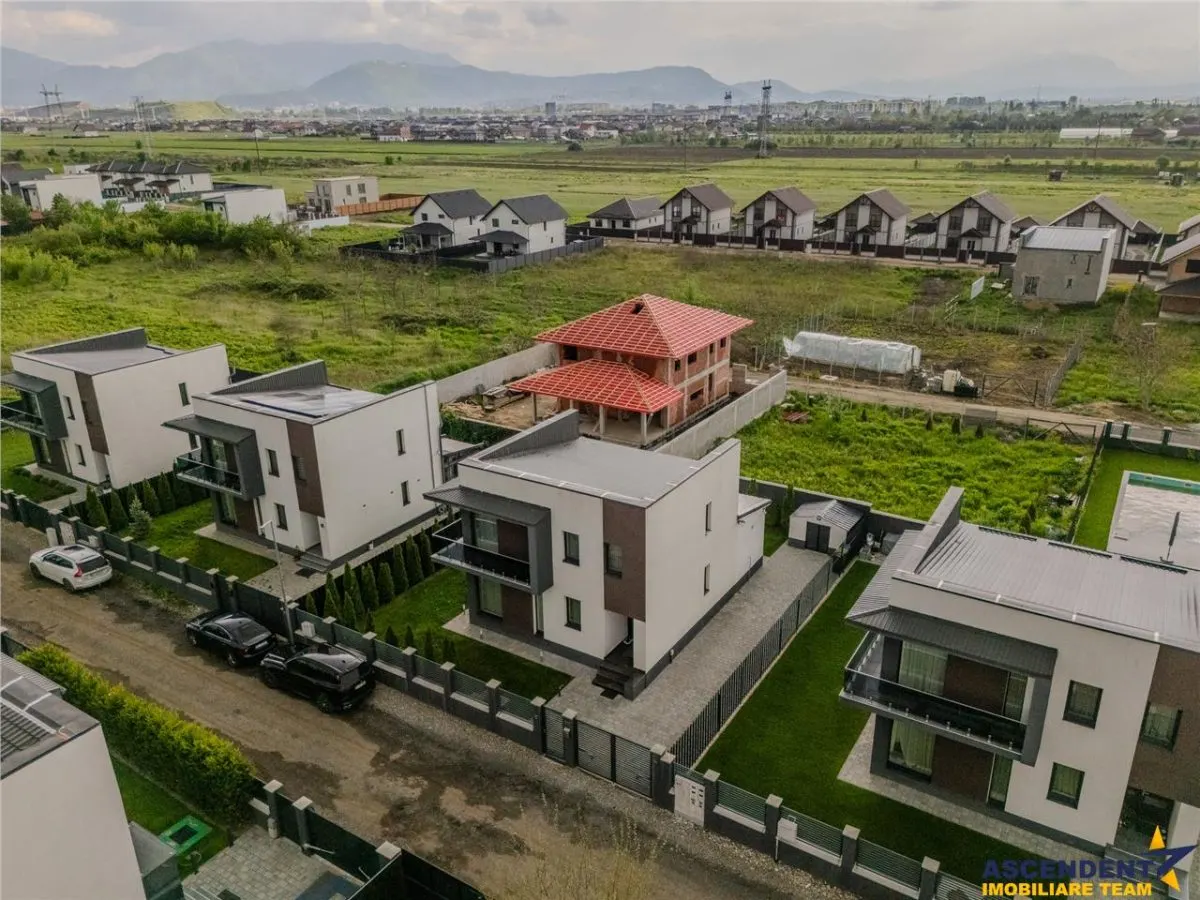Vila Glamour, incalzire pardoseala, gradina privata, ready to move, Sanpetru, Brasov - foto 17