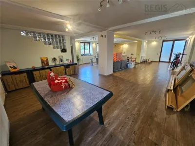Casa multifunctionala cu Spatiu Comercial COMISION 0 - foto 9