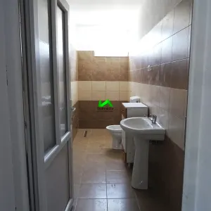 Hala de inchiriat acces auto curte Sibiu Cisnadie - foto 5