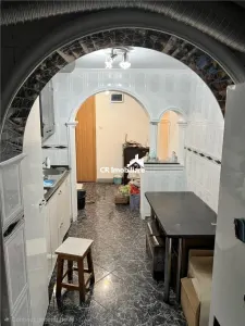 Apartament 3 camere Dristor cu Centrala Proprie - foto 3