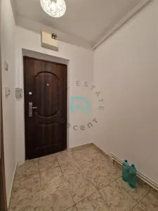Garsoniera, renovata, Tractorul, Brasov - foto 6