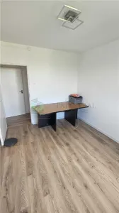 Apartament 4 camere Astra-piata,etajul 4,mobilat,137000 Euro - foto 7