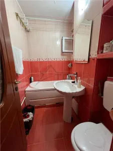 Vanzare apartament cu 3 camere - Podu Ros - foto 5