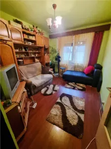 RECO Apartament  cu 3 camere +2 bai decomadat Oradea-Calea Aradului - foto 3