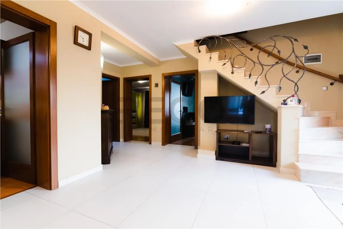 RECO Casa de vanzare in Santandrei - foto 1