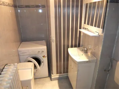 Inchiriere apartament 2 camere Vatra Luminoasa | Centrala proprie | etaj 1 /4 | bloc reabilitat | - foto 5