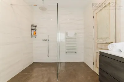 Vila moderna de 5 camere zona Noua - foto 8