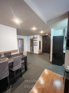 Apartament 3 camere, Andrei Muresanu + Parcare si Balcoane - foto 3