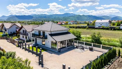 Casa / Vila Superba | 4 camere | in Stupini COMISION 0% - Brasov