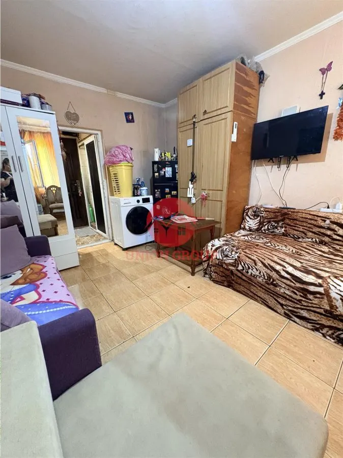 Garsoniera de Vanzare Zona Far, Etaj 1, Incadrata - foto 2