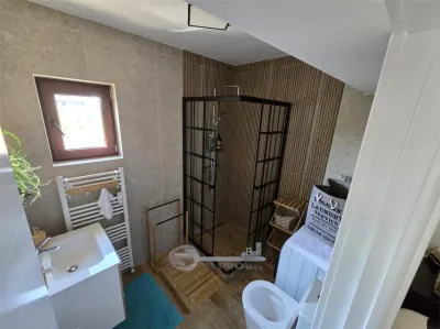 Studio modern, zona centrală – Mobilat și utilat | Ideal investiție - foto 4