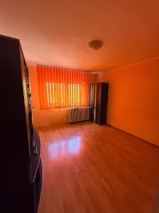 Garsoniera Astra decomandata,etaj intermediar,71900 Euro - foto 2