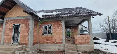 Casă parter nouă, 600 mp teren, Sărata – Bacău - foto 3