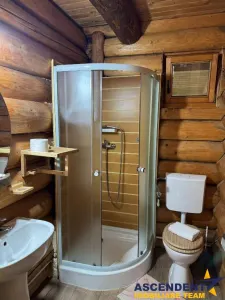 Resedinte montane,mobilate,echipate, jacuzzi,piscina,pretios areal,Sambata de Sus. - foto 14