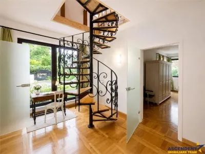 O casa altfel: stil vintage, curte proprie si 2 locuri de parcare -Brasov Central - foto 9