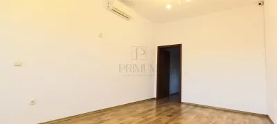 Vila  D+P+1+M de inchiriat pentru birouri 6 camere - Complexul Studentesc - foto 5