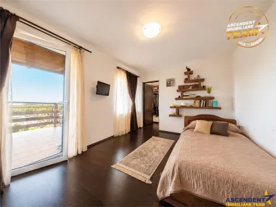 Resedinta privata la marginea padurii, 1.400mp parc privat, terase, garaj incalzit, Sacele - foto 13