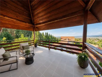 Resedinta privata la marginea padurii, 1.400mp parc privat, terase, garaj incalzit, Sacele - foto 3