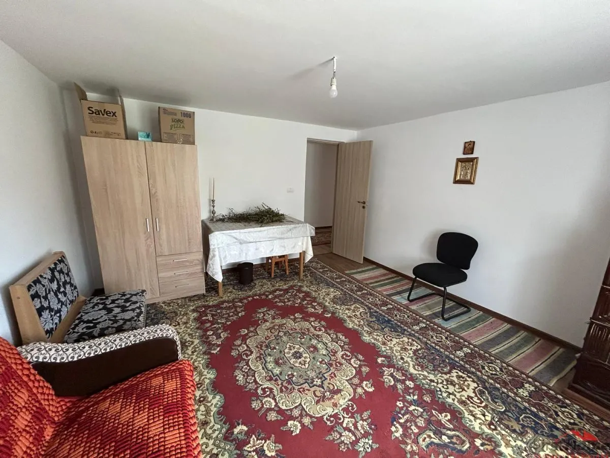 Casa P+M, de vanazre, in com. Vrancioaia - foto 16
