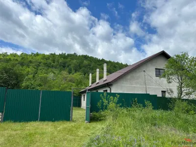 Casa P+M, de vanazre, in com. Vrancioaia - foto 3