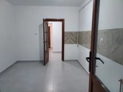 Apartament 3 Camere, 2 Băi, Păcurari, Et.2, complet renovat- 84mp - foto 4