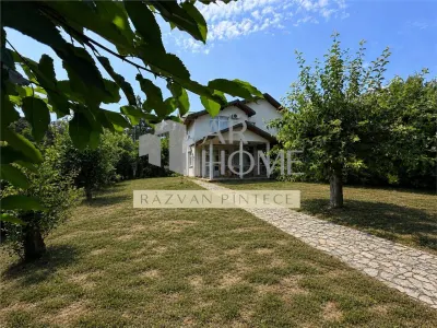 Casa de inchiriat S+P+1E, 4 camere, Bucov Baumeister langa Ploiesti - Bucov