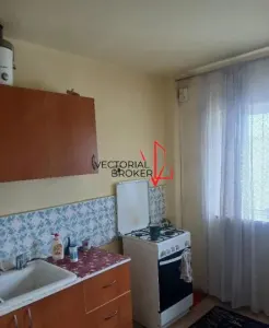 3 camere decomandate, 85mp, 2 bai, bloc 1979, Basarabia- Campia Libertatii - foto 3