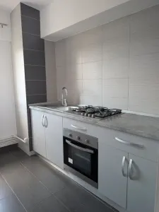 Apartament 2 Camere Decomandat, 2 Balcoane, A. Panu – Lângă Hotel Hilton & Hala Centrală - foto 5